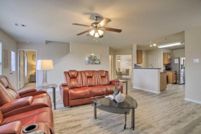 Quiet Suburban Home with Yard, 27 Mi to Houston